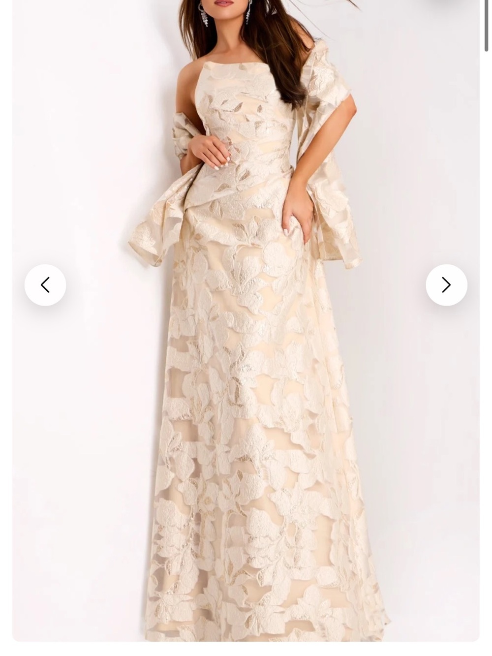 Jovani Champagne Gown 💞